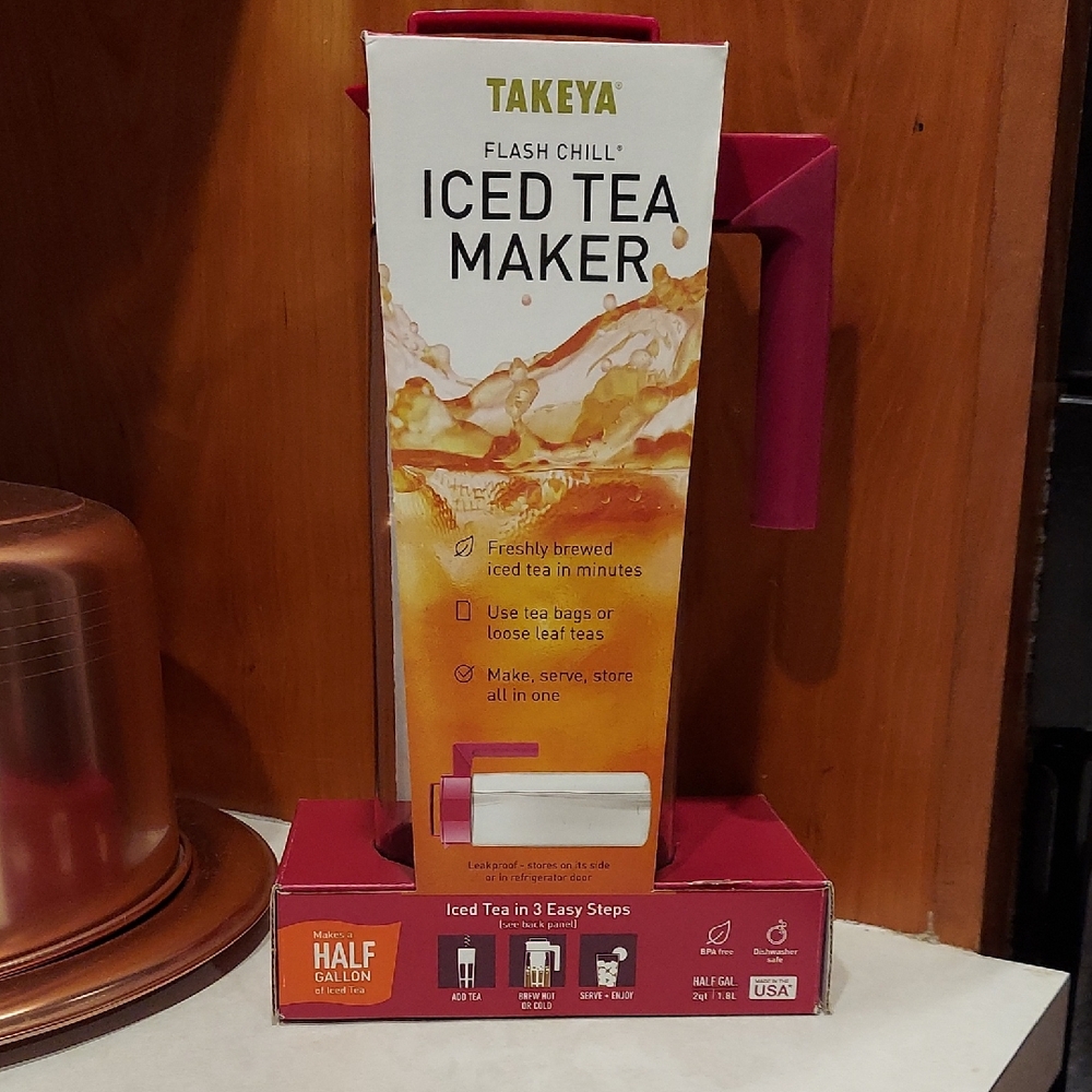 Takeya Flash Chill Iced Tea Maker - Red